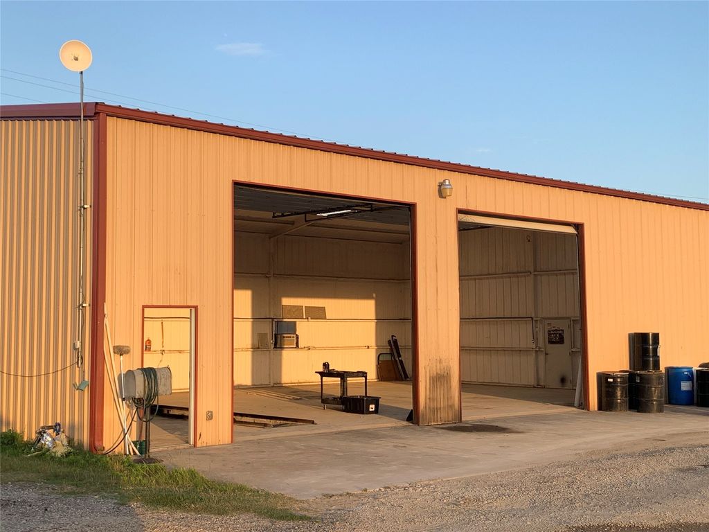 11806 Fm428, Aubrey, TX 76227