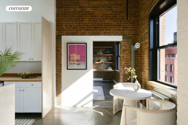 525 W 22ND Street PHD, New York City, NY 10011