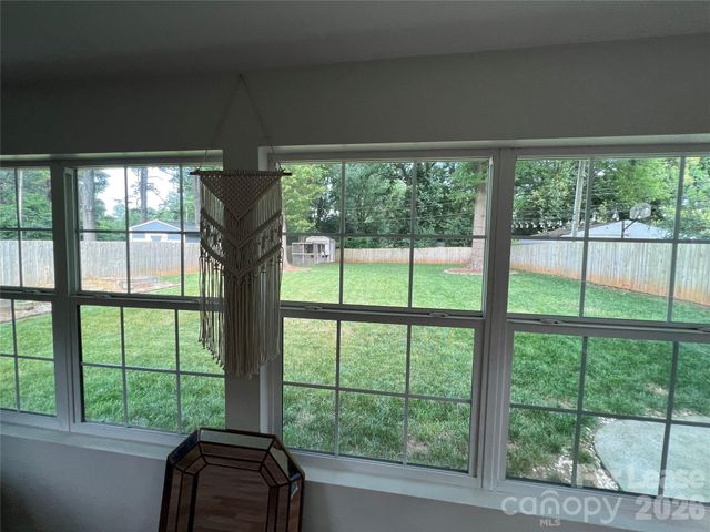 4925 Vincent Lane, Charlotte, NC 28210