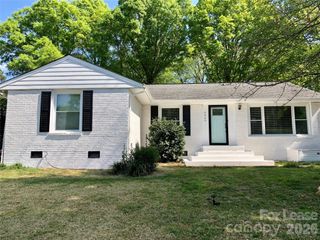 4925 Vincent Lane, Charlotte, NC 28210