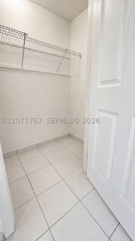 6605 W 26th Dr 24-18, Hialeah, FL 33016