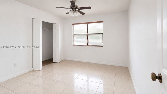 6605 W 26th Dr 24-18, Hialeah, FL 33016