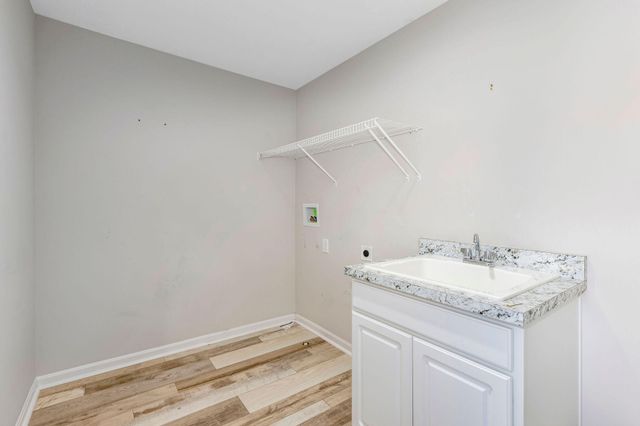 1305 Osprey Court, Alexandria, KY 41001