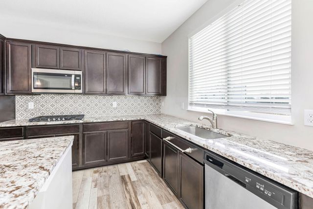 1305 Osprey Court, Alexandria, KY 41001