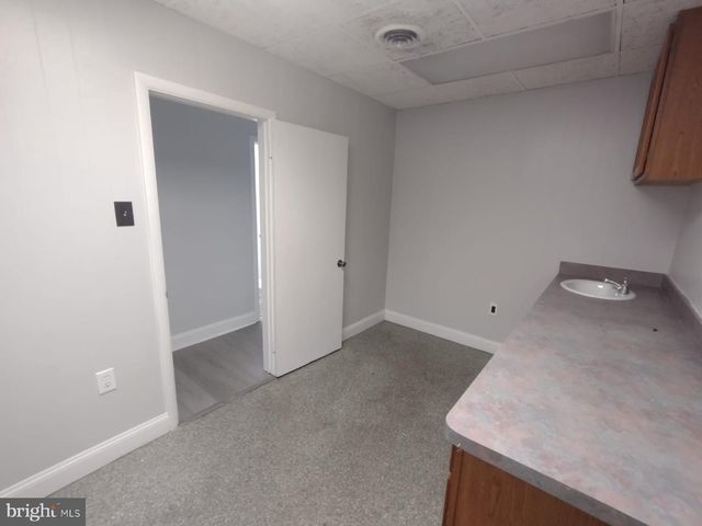 4 S WEST BLVD #LEFT, Newfield, NJ 08344