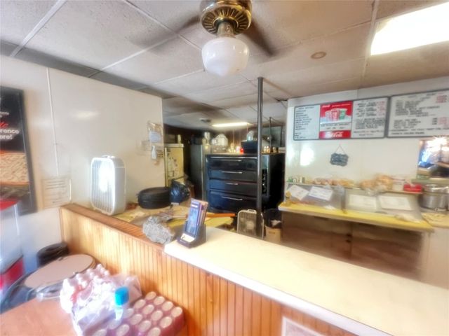 275 MAIN Street, Saegertown, PA 16433