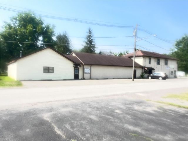 275 MAIN Street, Saegertown, PA 16433