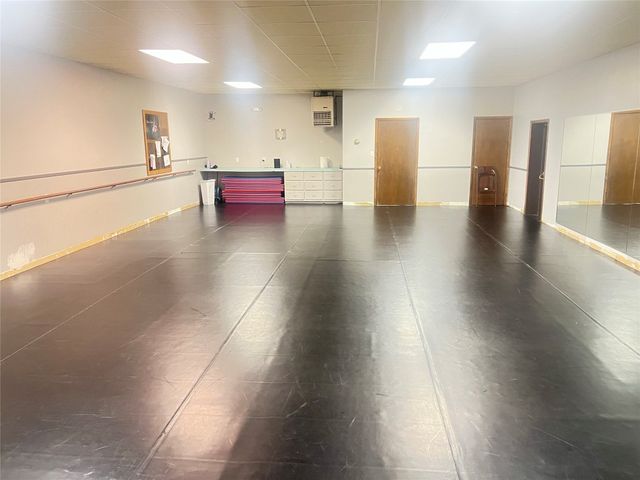 275 MAIN Street, Saegertown, PA 16433