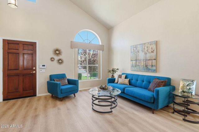 16418 N 8TH Avenue, Phoenix, AZ 85023