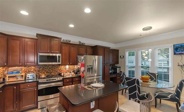 846 Dusky Sap Court, Griffin, GA 30223