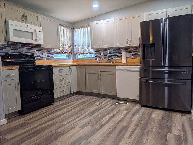 7111 142ND AVENUE N Lot 101, Largo, FL 33771