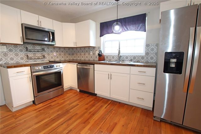 501 Abney Street, St Albans, WV 25177
