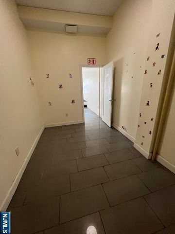 1415 Summit Avenue, Union City, NJ 07087