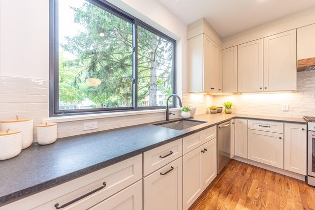 701 S 7th Street, Ann Arbor, MI 48103