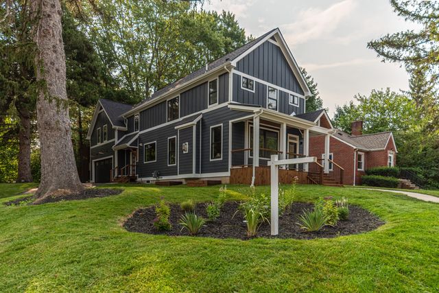 701 S 7th Street, Ann Arbor, MI 48103