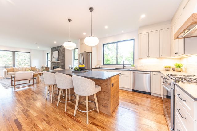 701 S 7th Street, Ann Arbor, MI 48103