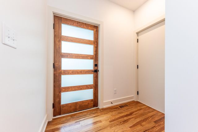 701 S 7th Street, Ann Arbor, MI 48103