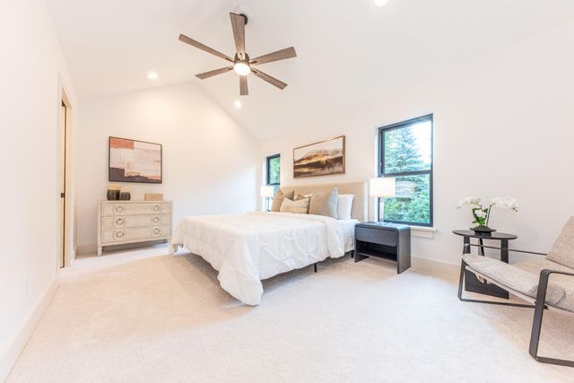 701 S 7th Street, Ann Arbor, MI 48103