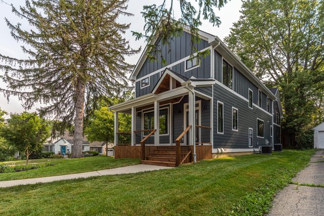 701 S 7th Street, Ann Arbor, MI 48103