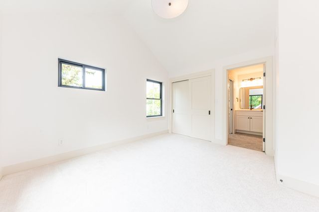 701 S 7th Street, Ann Arbor, MI 48103