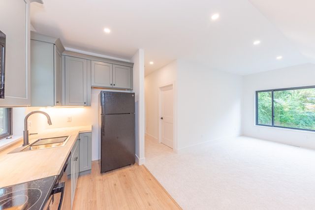 701 S 7th Street, Ann Arbor, MI 48103