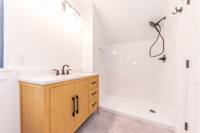 701 S 7th Street, Ann Arbor, MI 48103