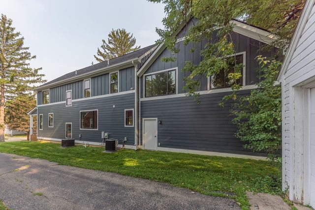 701 S 7th Street, Ann Arbor, MI 48103