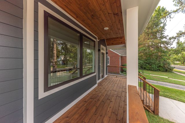 701 S 7th Street, Ann Arbor, MI 48103