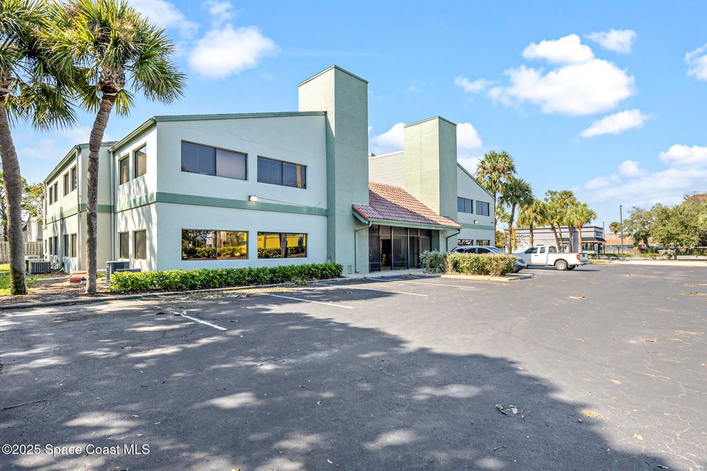 700 N Wickham Road, 109-110, Melbourne, FL 32935