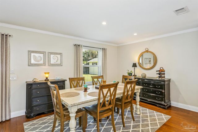 2832 Venetian Garden, Gulf Breeze, FL 32563