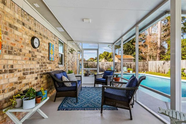 2832 Venetian Garden, Gulf Breeze, FL 32563