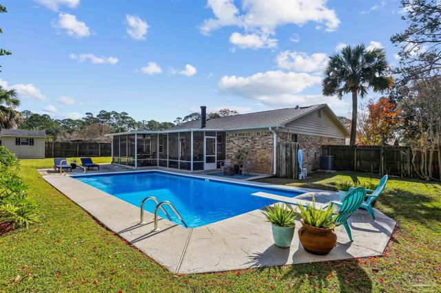 2832 Venetian Garden, Gulf Breeze, FL 32563
