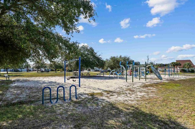 2832 Venetian Garden, Gulf Breeze, FL 32563