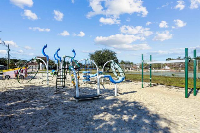 2832 Venetian Garden, Gulf Breeze, FL 32563