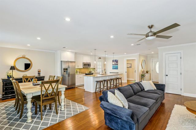 2832 Venetian Garden, Gulf Breeze, FL 32563