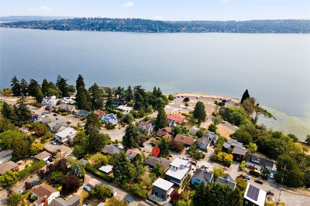 4215 51st Avenue S, Seattle, WA 98118