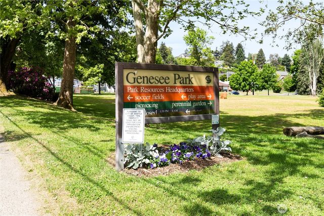 4215 51st Avenue S, Seattle, WA 98118