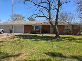 924 W Springdale, Ardmore, OK 73401