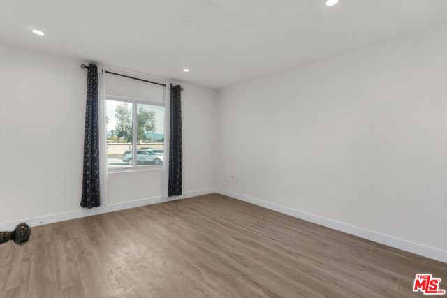 532 N Berendo Street, Los Angeles, CA 90004