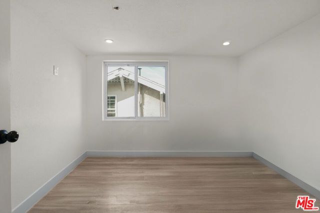 532 N Berendo Street, Los Angeles, CA 90004