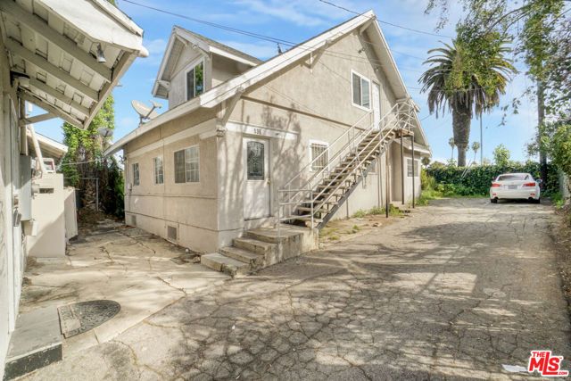 532 N Berendo Street, Los Angeles, CA 90004