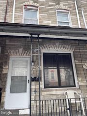 1423 MULBERRY ST, Reading, PA 19604