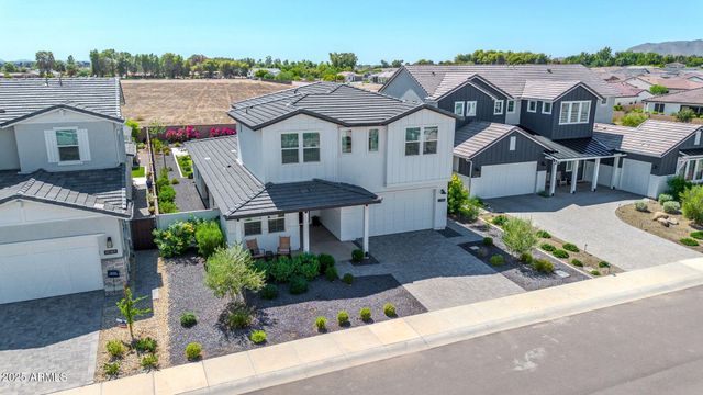 17329 W GRETNA Street, Surprise, AZ 85388