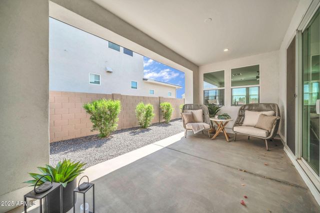 17329 W GRETNA Street, Surprise, AZ 85388