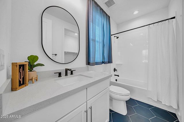 17329 W GRETNA Street, Surprise, AZ 85388