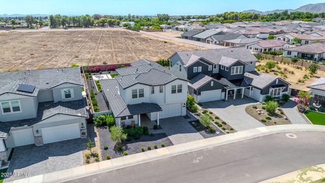 17329 W GRETNA Street, Surprise, AZ 85388