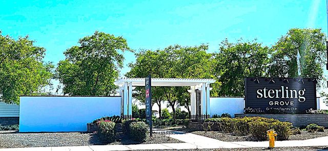 17329 W GRETNA Street, Surprise, AZ 85388