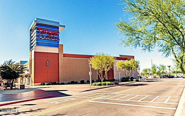 17329 W GRETNA Street, Surprise, AZ 85388