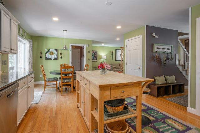 116 Beech Hill Road, Mont Vernon, NH 03057