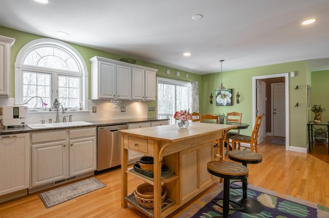 116 Beech Hill Road, Mont Vernon, NH 03057